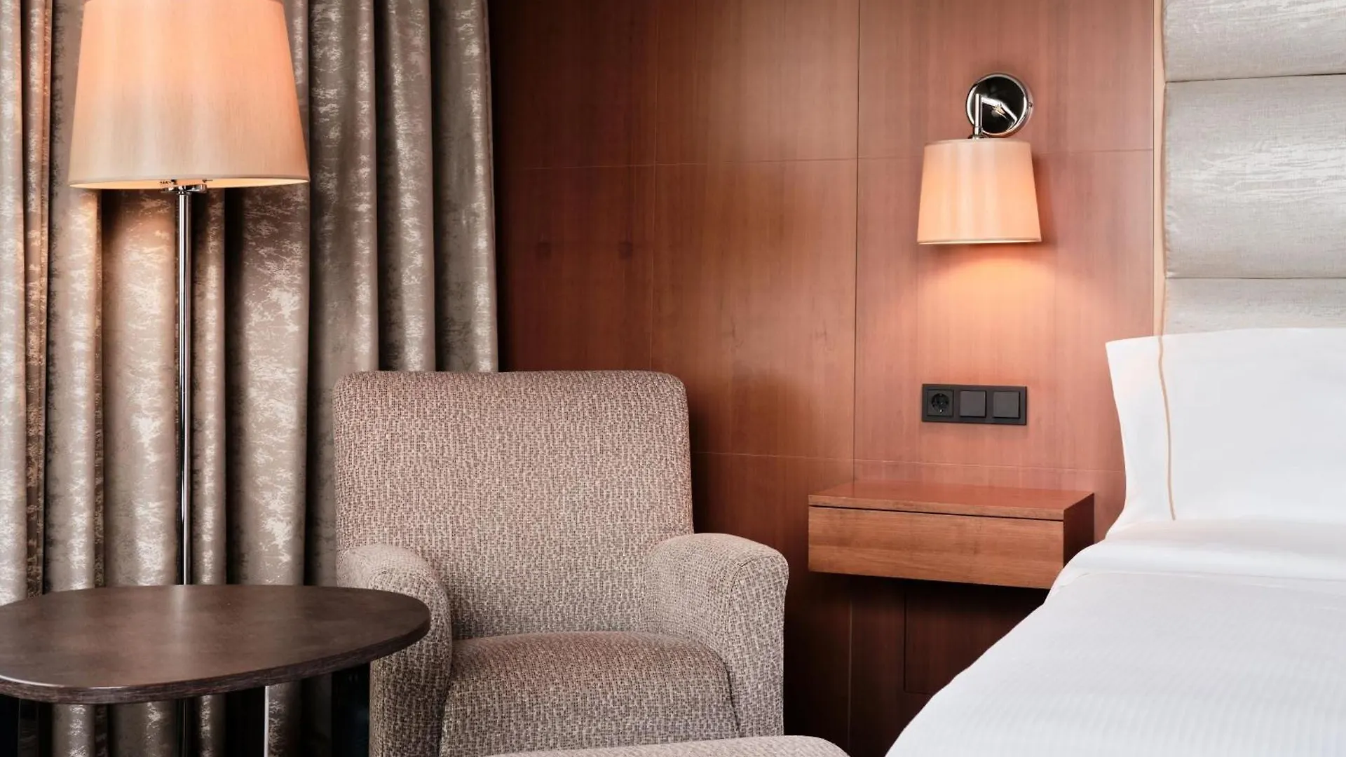 Hotel The Westin Warschau 5*,  Polen